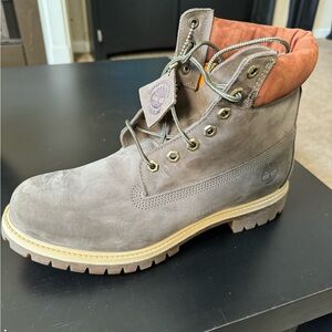 Timberland Classic 6’ (Olive Grey) Size 11